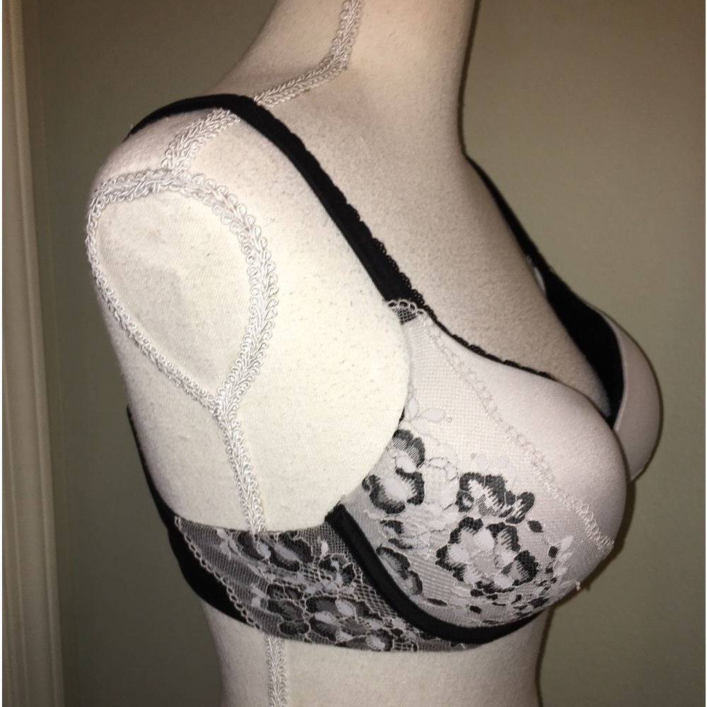 Victoria’s Secret Body By Victoria Perfect Shape Bra - Picture 4 of 10